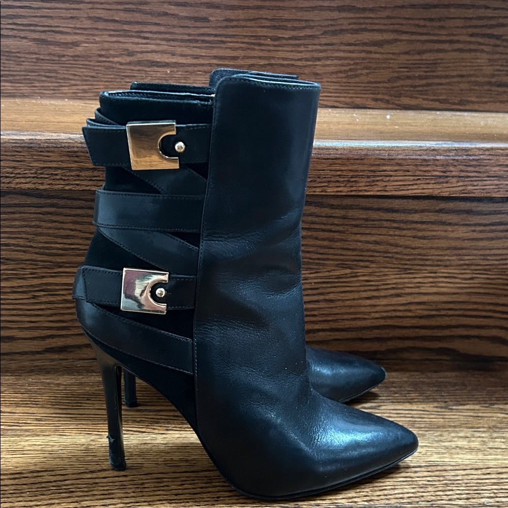 Marciano Black Leather Heeled Pointy Toe Boots